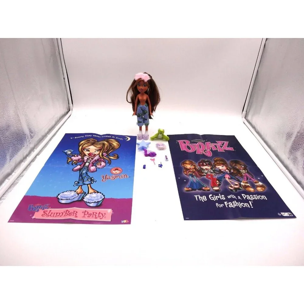 Mga Bratz 2001‎  Slumber Party Yasmin Doll and some Accessories and Posters